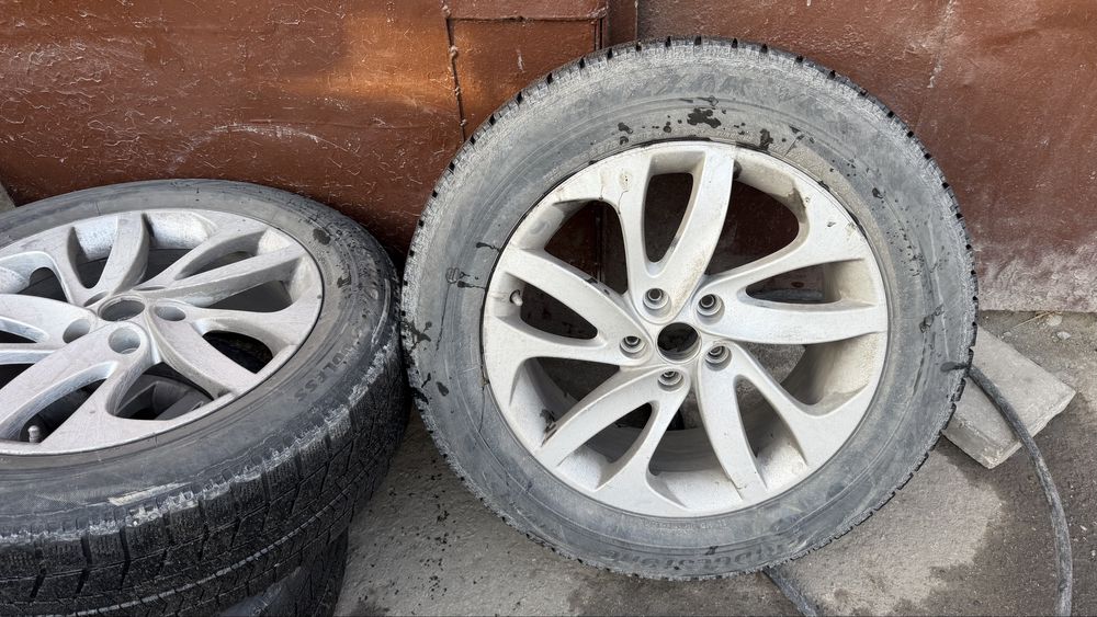 Зимние шины с дисками комплект