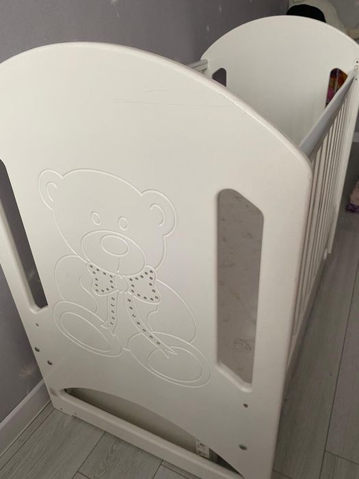 Детская кроватка