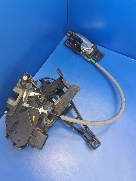 Incuietoare/ Broasca usa Ford Mondeo Mk4