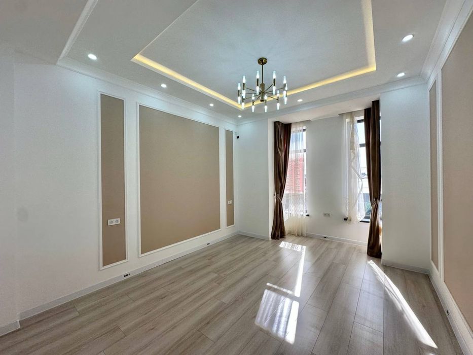 Продается 2х этажный евродом таунхаус в районе Дустлик в дол дороге