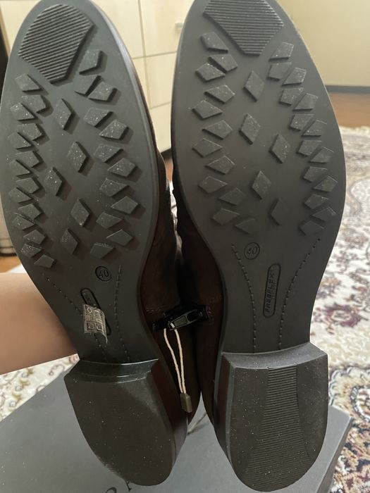 Продаю ботинки с мехом