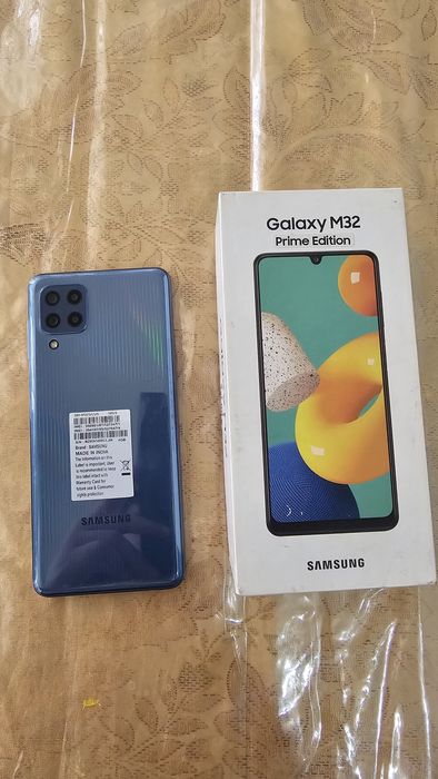 SAMSUNG M32. 64gb
