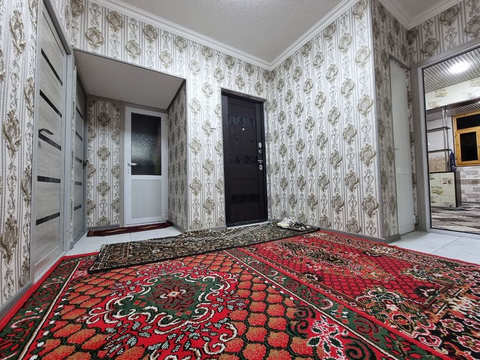 4 xonalik dom sotiladi