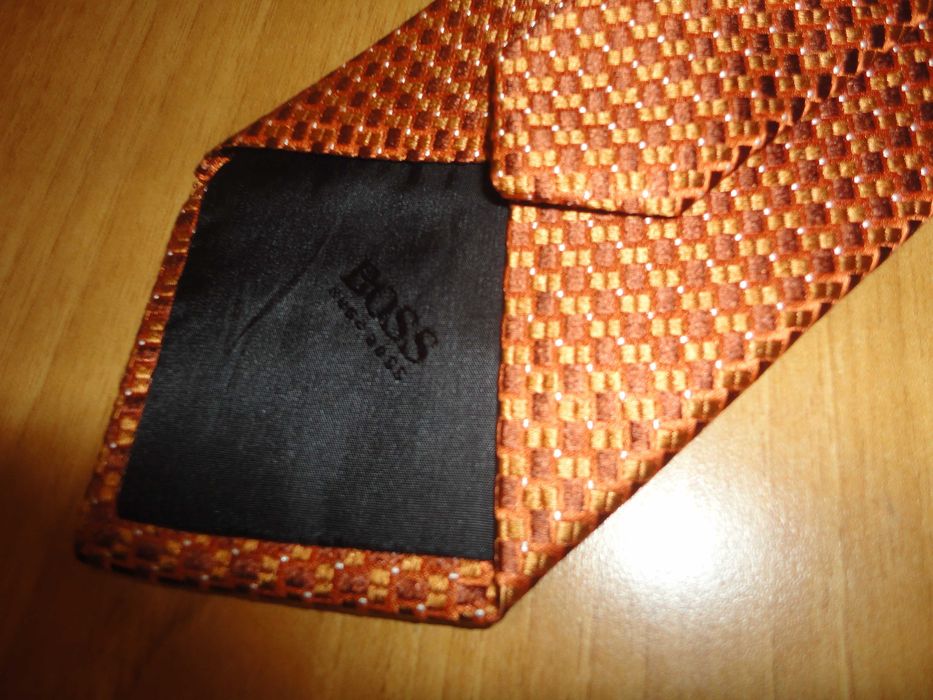 Hugo Boss/нова/оригинална вратовръзка