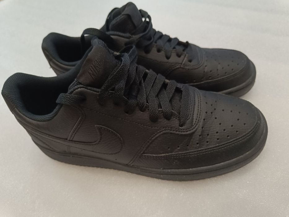 Маратонки Nike почти нови