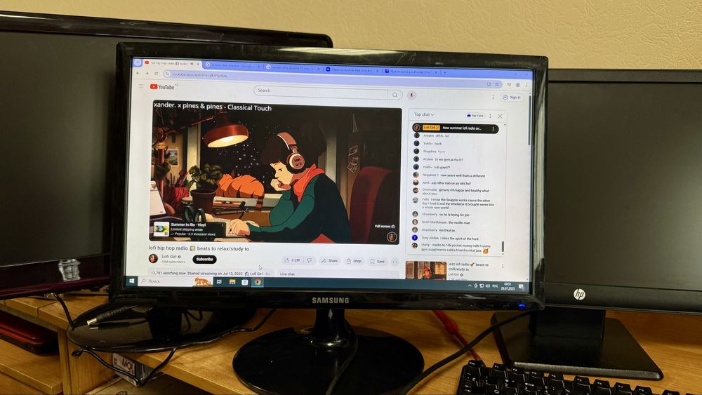 Мониторы разных моделей (читать описание)