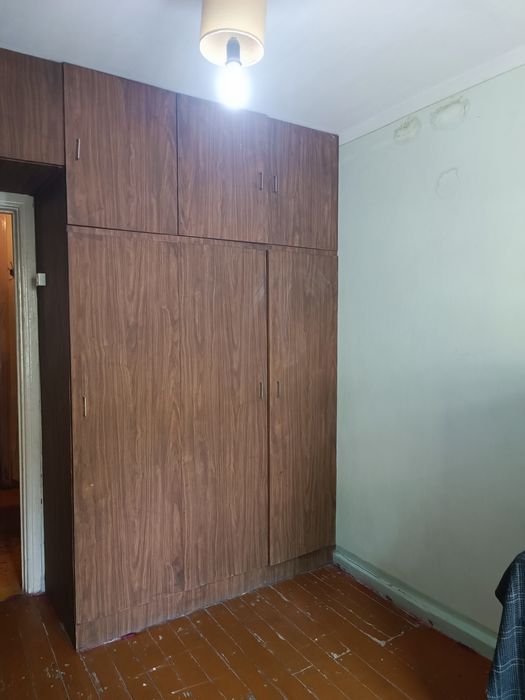 Ул.Дубовая (Авиасозлар) 3/2/4 кирпич 65м²