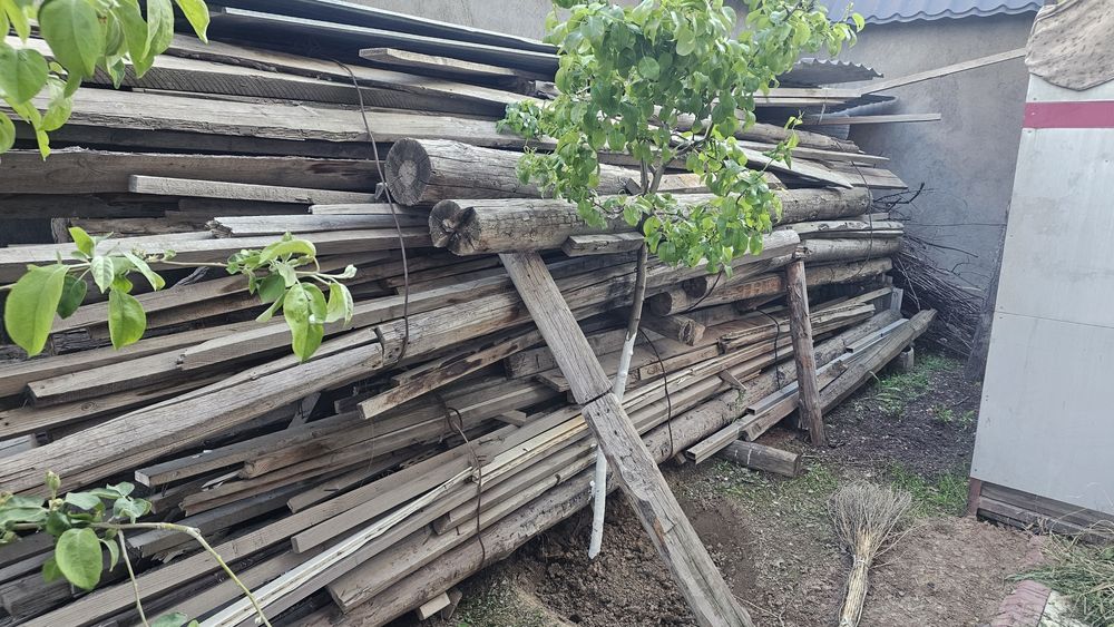 Кругляк,  балка, стропила