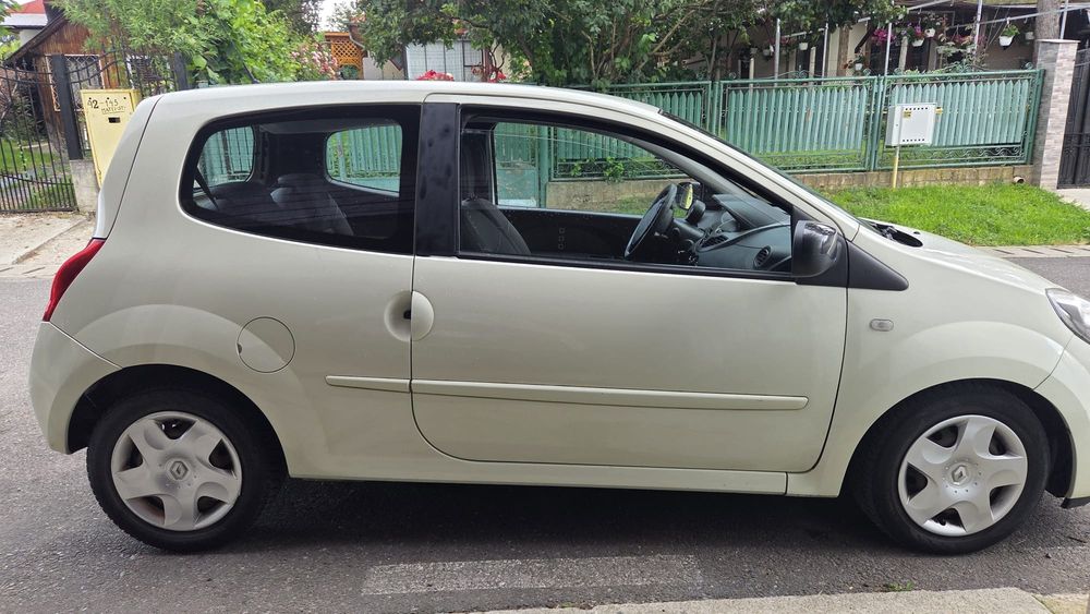 Renault Twingo 1.5 diesel, an 2011, Euro5, consum de scuter, si foarte sprintena