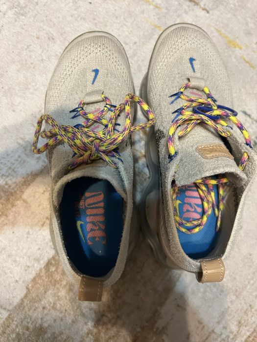 Маратонки на Nike 37,5