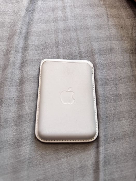 картхолдер apple