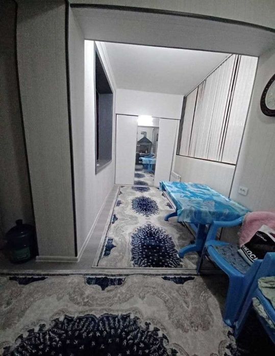 3 хоналик квартира 4 кават кирпичный дом, 5 микр, сомий