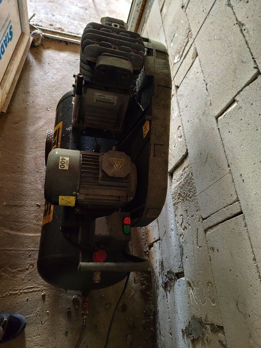 Compresor Nuair 100 l