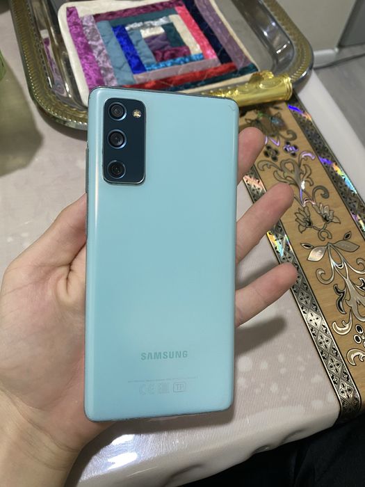 Samsung s20 fe 6/128 обмен