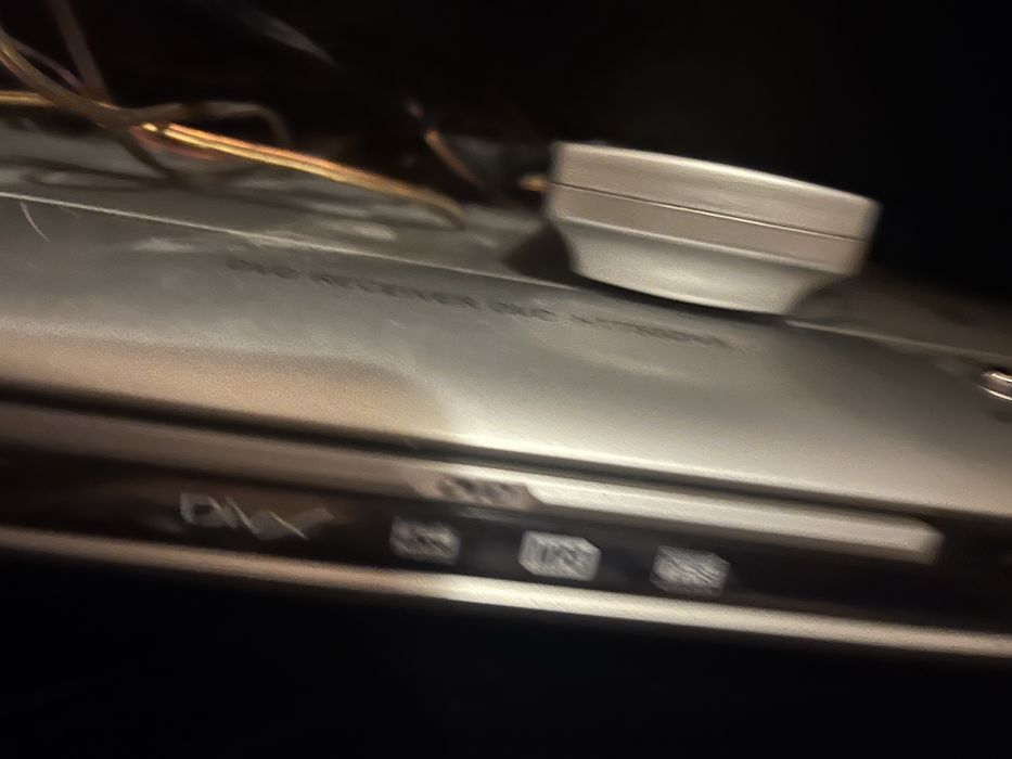 DVD player NEO и Тон колони