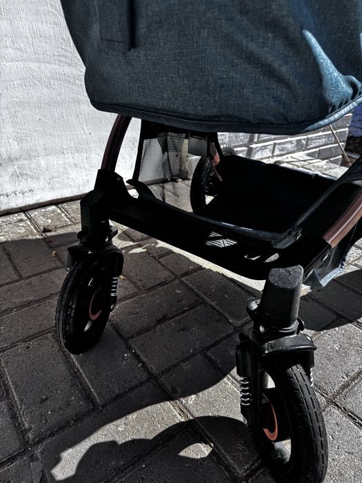 Коляска детская в отл состоянии