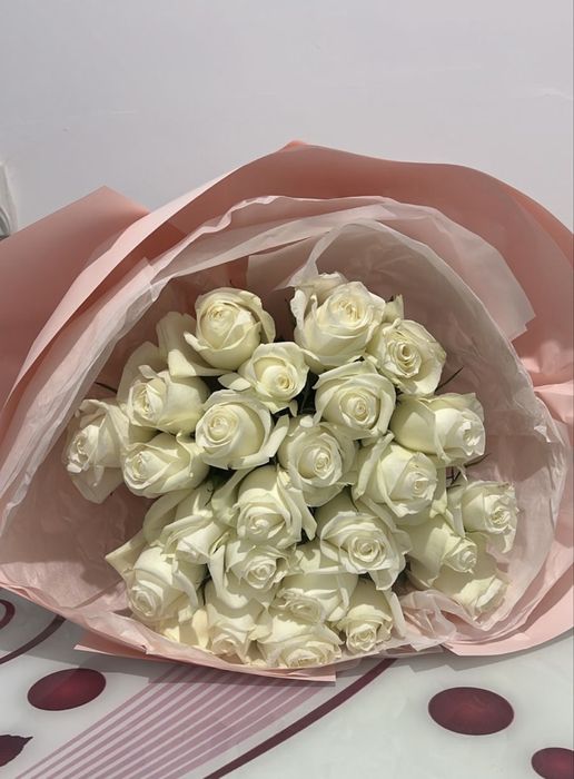 Букет шикарных роз, 25 штук