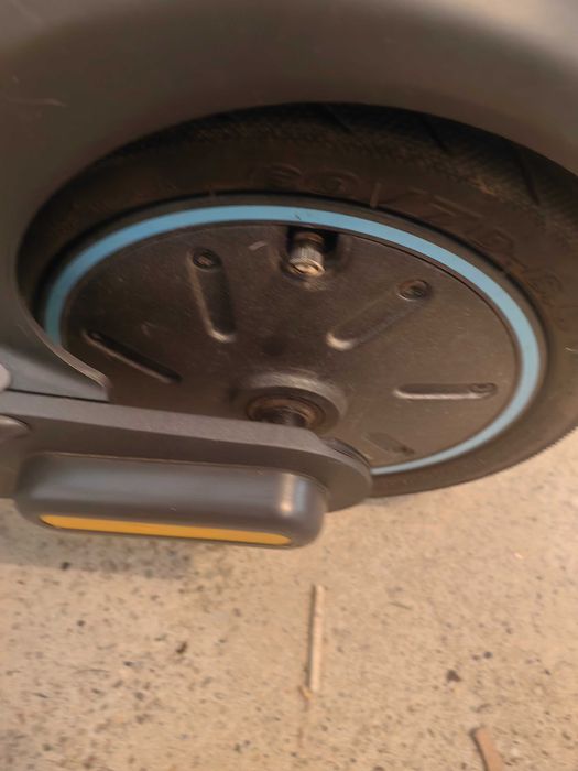 Тротинетката Ninebot kick scooter