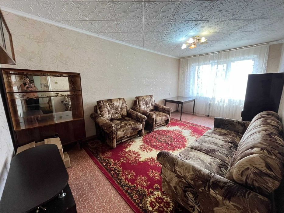 Продается 3-х комнатная квартира мкр.Строитель