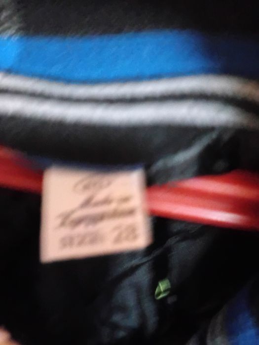 Продам куртки детские