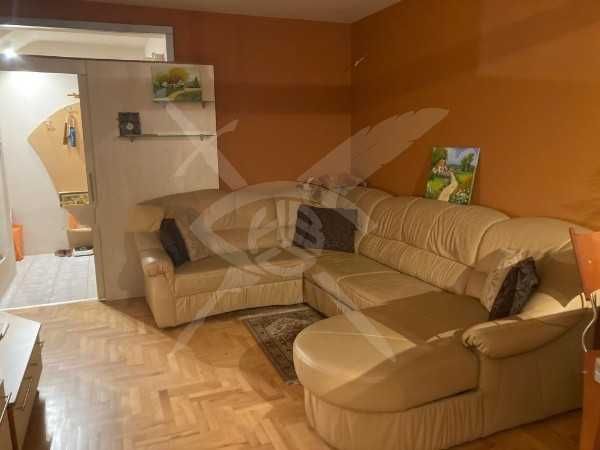 Тристаен апартамент под наем в Кършияка 11782421