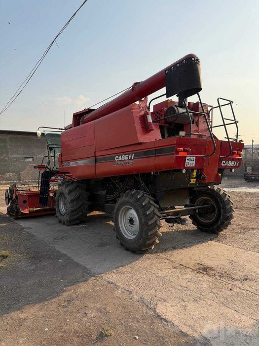 Зерноуборочный комбайн Case IH AF 4088 4WD