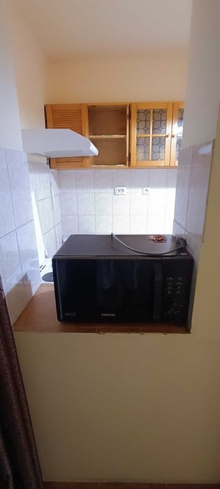Inchiriez apartament 1 camera, zona Circumvalatiunii, langa McDonalds, piata 700, Turcanu