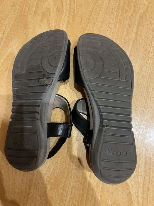 Sandale negre din piele Gabor