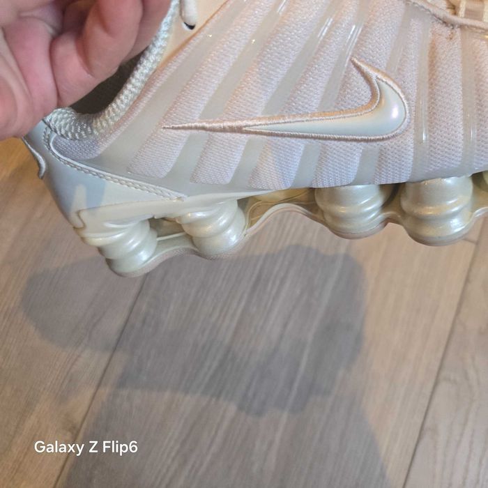 Дамски маратонки на Nike Shox TL