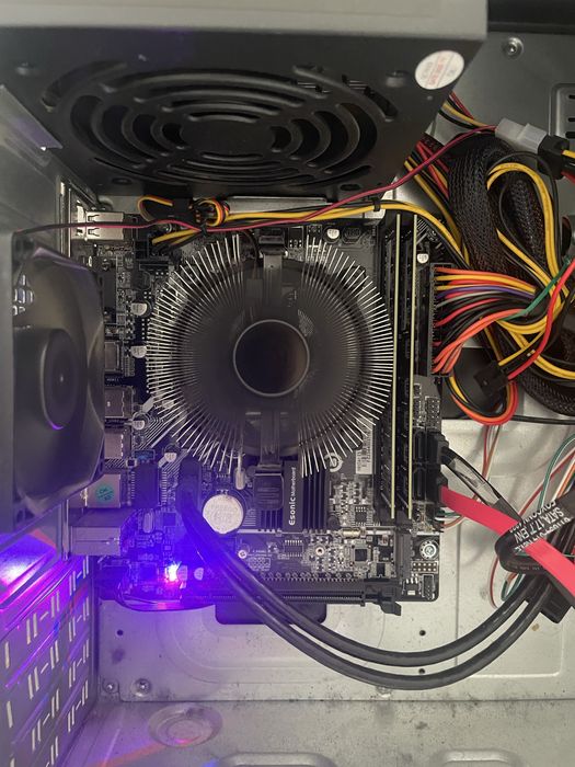 Продам срочно компьютер intel Core i3-4160