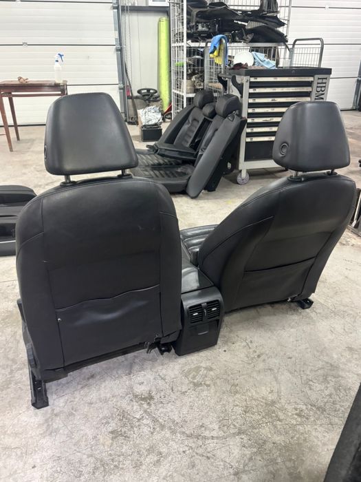 Седалки и кори за vw passat cc