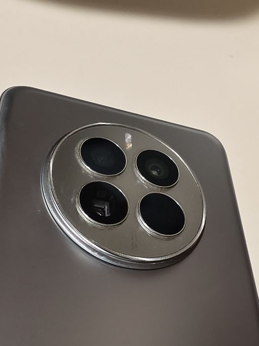 Huawei Mate 50 Смартфон
