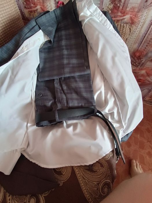 Костюм Тройка    продам