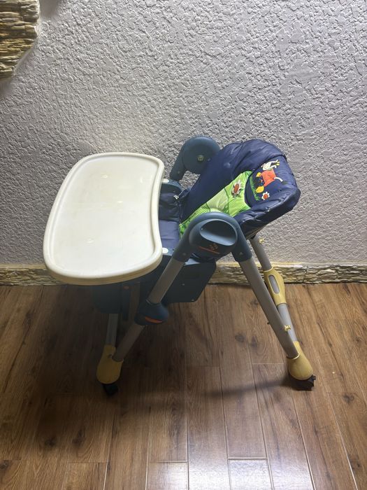 продам стульчик для кормления фирма chico