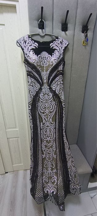 Платье - одевала один раз