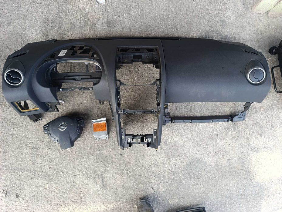 Арматурно табло с аербег за Нисан Кашкай / Nissan Qashqai до 14г.