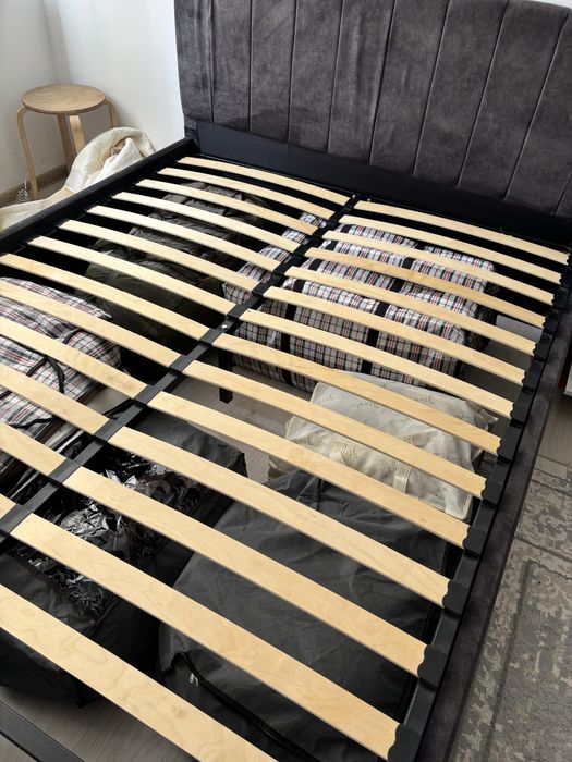 Продам кравать 160см Срочно