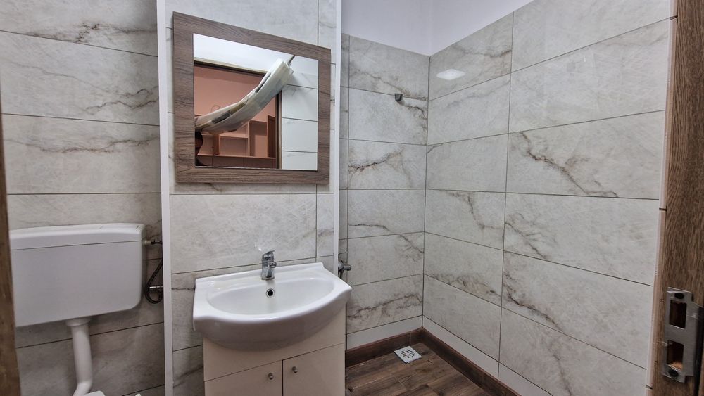 Garsonieră zona Uta, bloc renovat și izolat termic