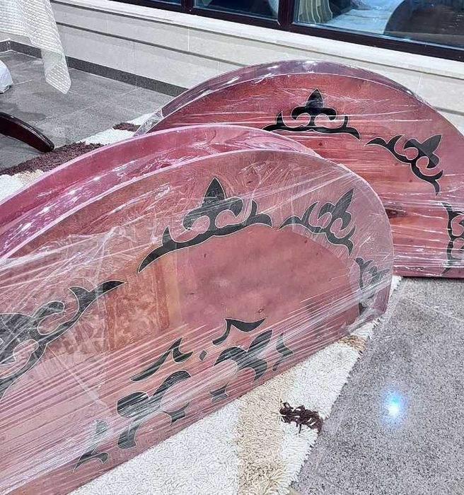 Столы складные казахские деревянные