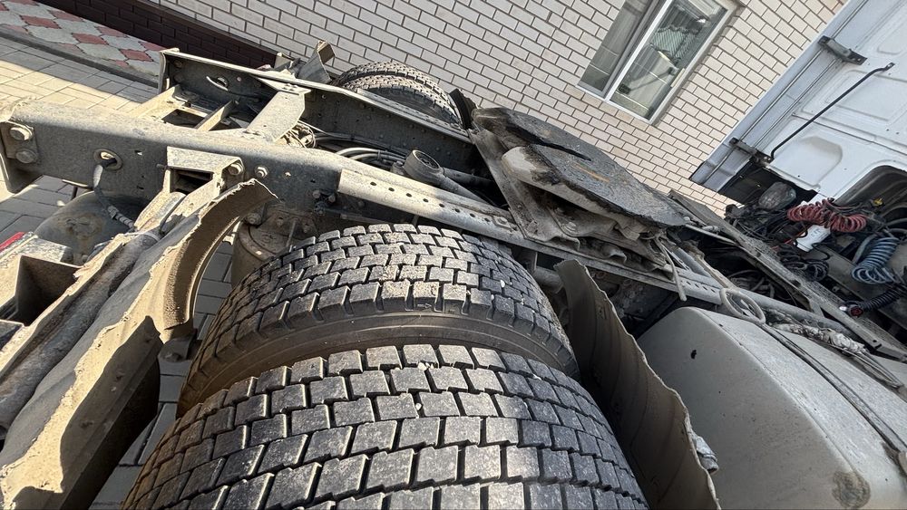 Продам тягач DAF 95XF