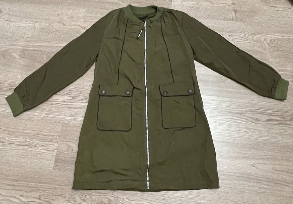 Продам куртки