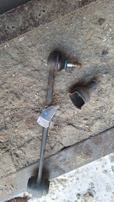 Продам запчасть на Мерс