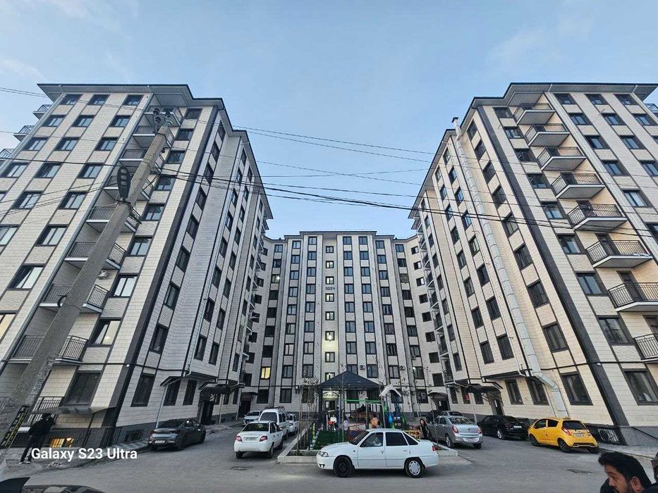 2х комнатная квартира на 9 этаже 65кв/м, в Самарканде