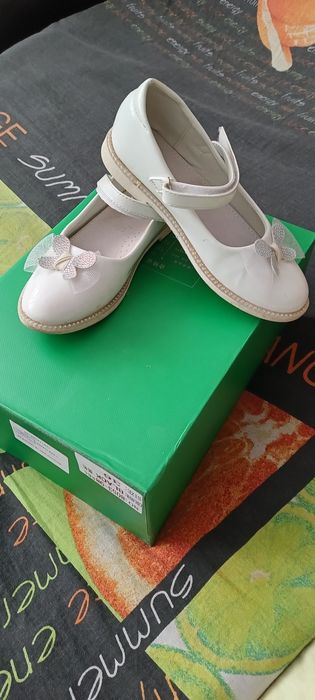 Туфли на девочку подростка.