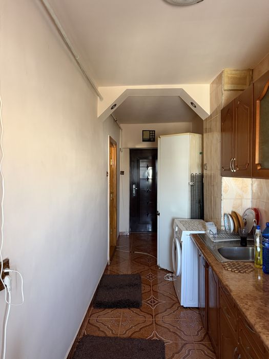 Vand apartament zona micro 5