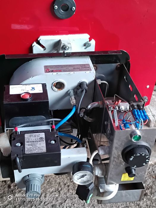 centrala termica cu arzator automat de ulei uzat de 25-34 Kw