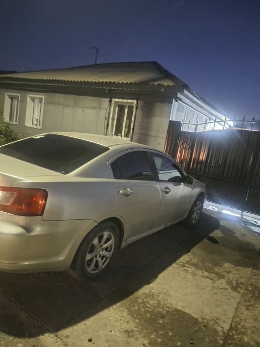 Продам Машину Мицубиси галанд