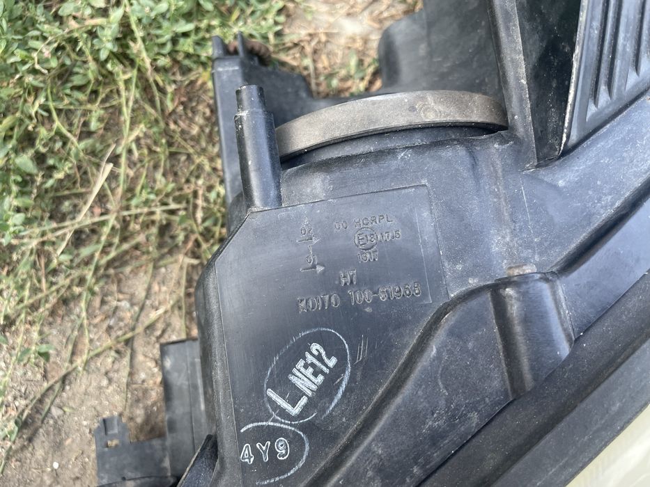 Vând far stranga mazda miata - nbfl