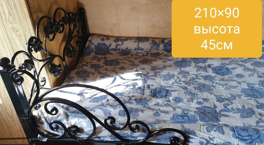 Кованная  кровать односпальная.    150 у.е за 1 кровать .