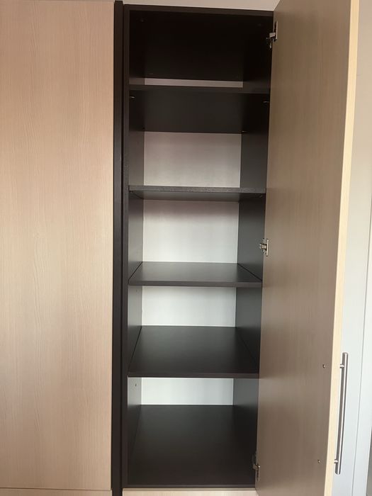 Гардероб за спалня